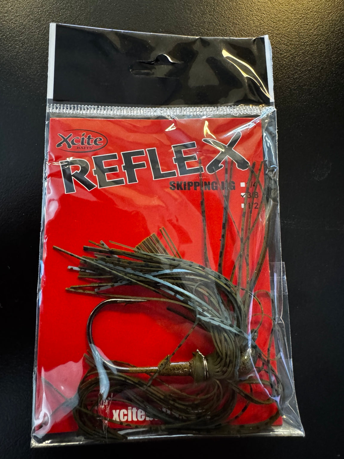 Xcite Reflex Skipping Jig 3/8 oz Magic Craw